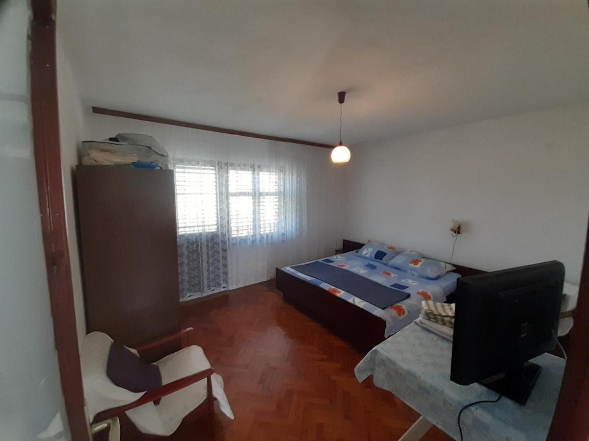 Apartmani Virić Ugljan Zewnętrze zdjęcie