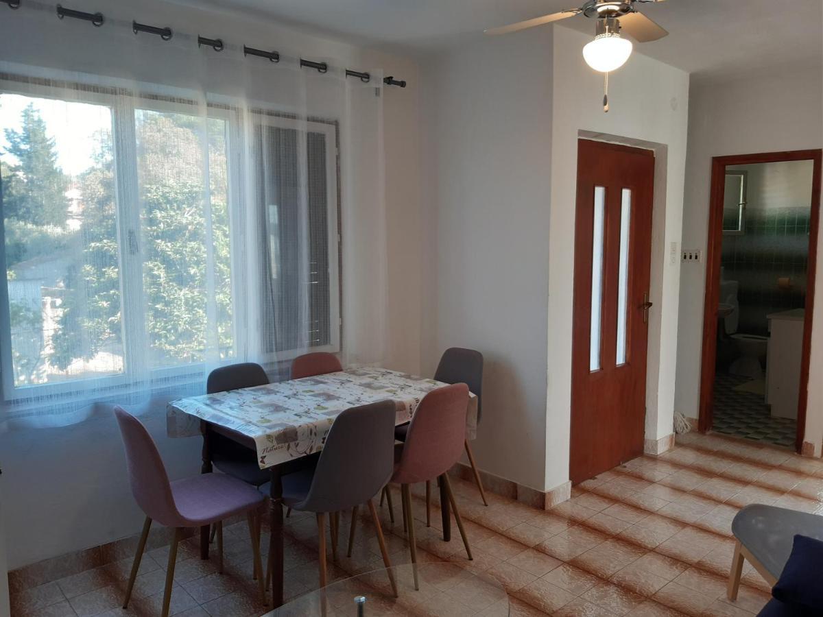 Apartmani Virić Ugljan Zewnętrze zdjęcie