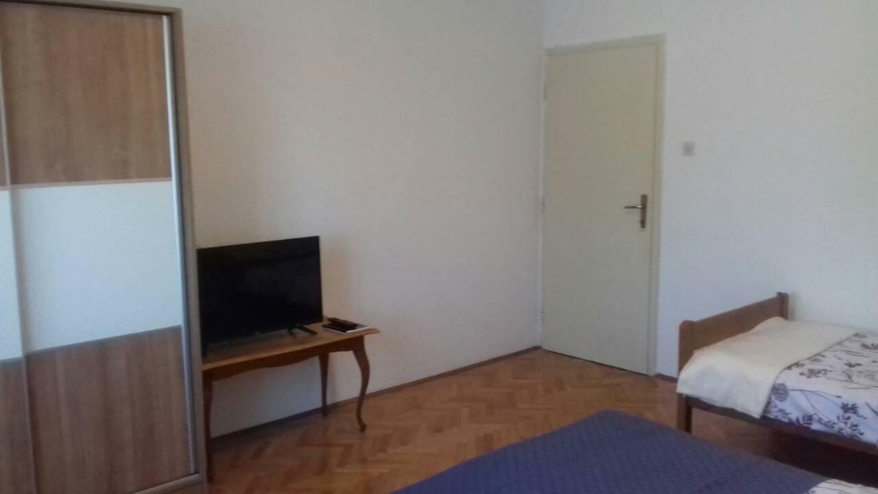 Apartmani Virić Ugljan Zewnętrze zdjęcie